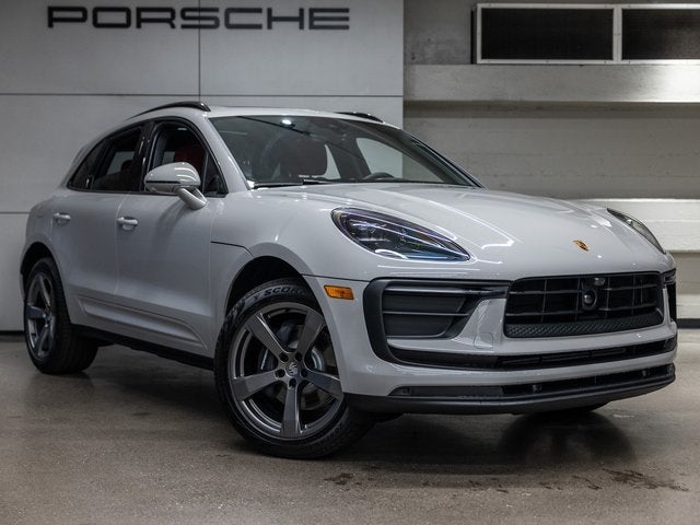 2026 Porsche Macan Base