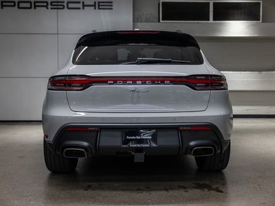 2026 Porsche Macan Base