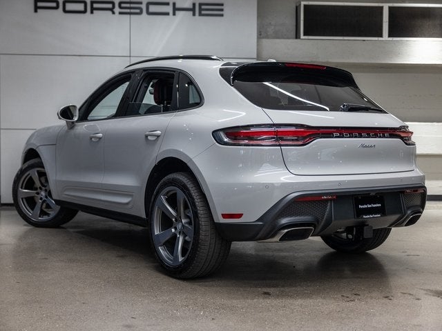 2026 Porsche Macan Base