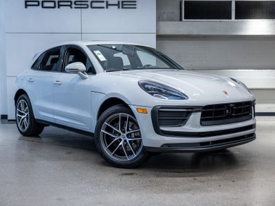 2026 Porsche Macan Base
