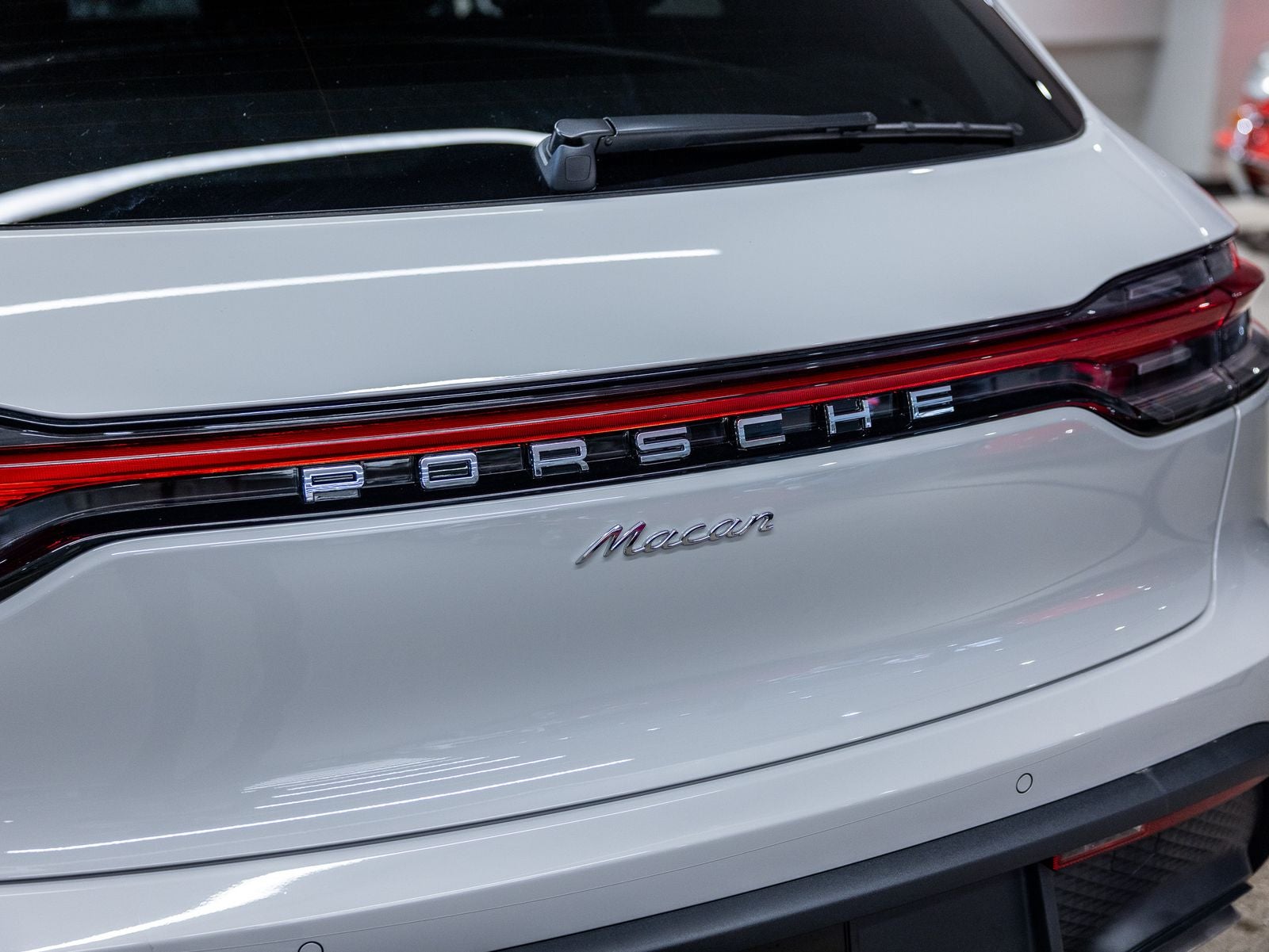 2026 Porsche Macan Base