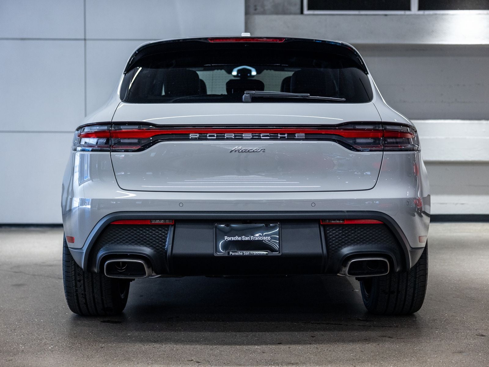 2026 Porsche Macan Base