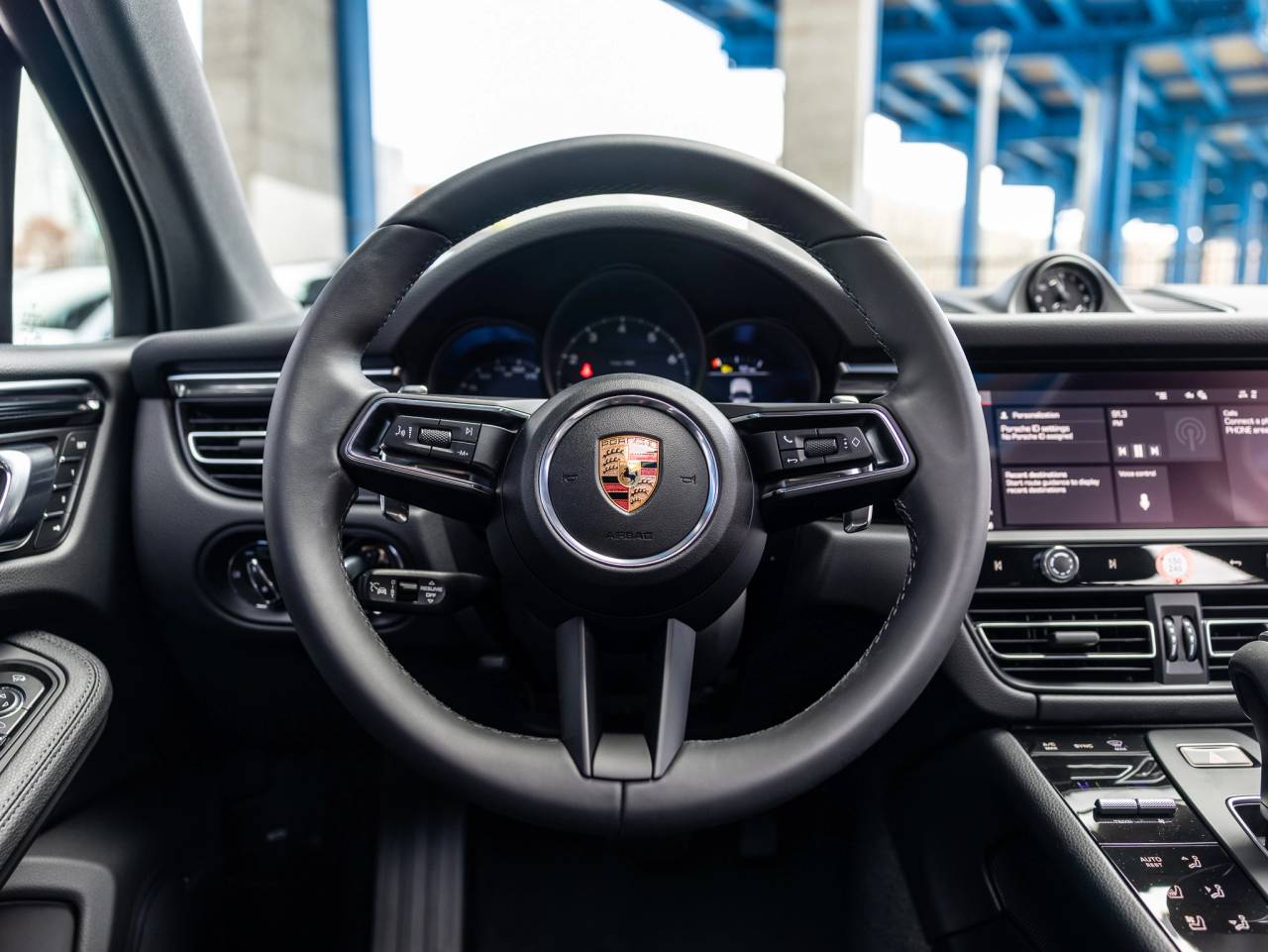 2026 Porsche Macan Base