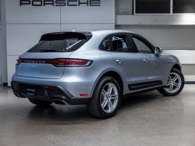 2025 Porsche Macan Base