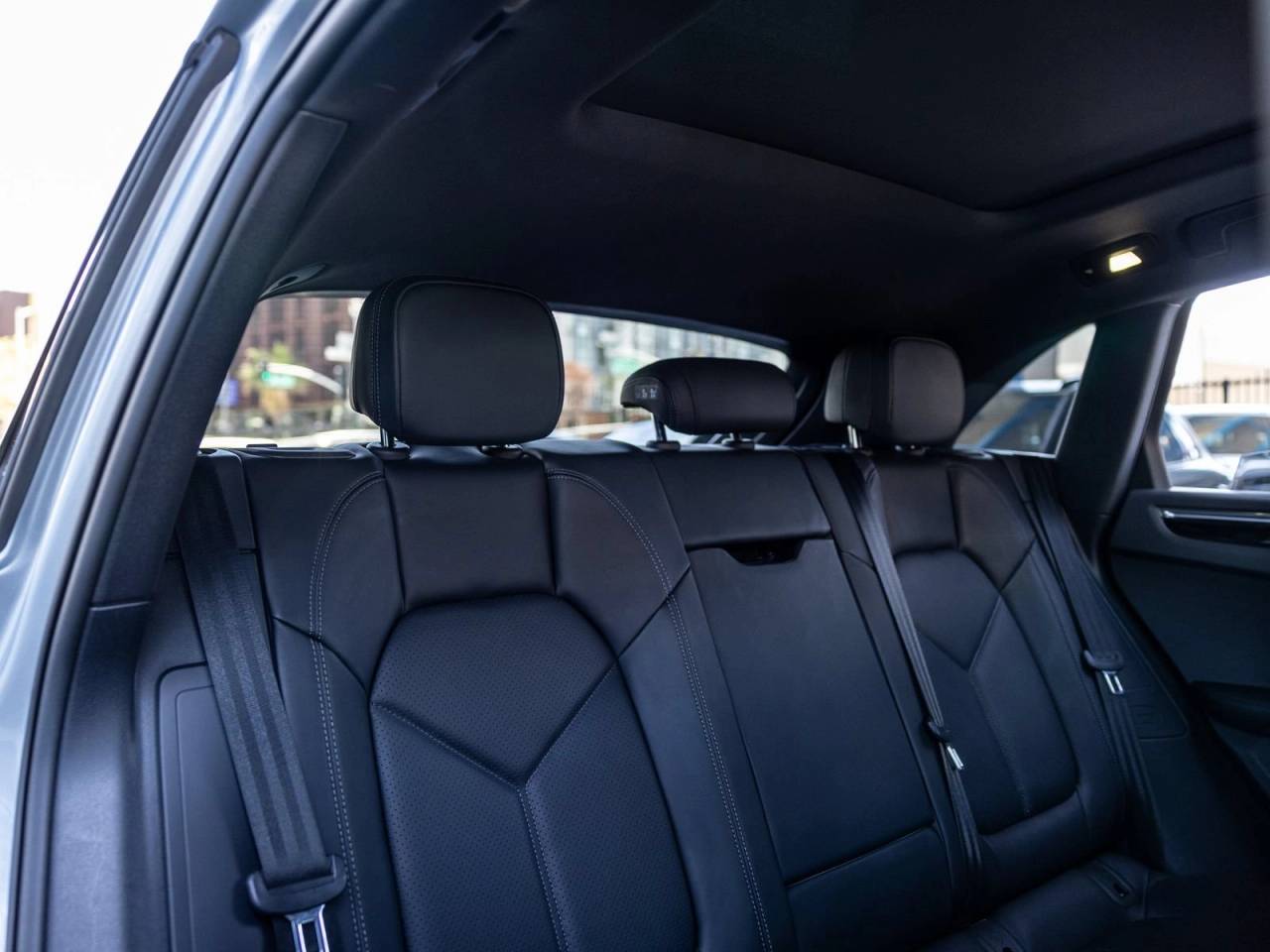 2025 Porsche Macan Macan
