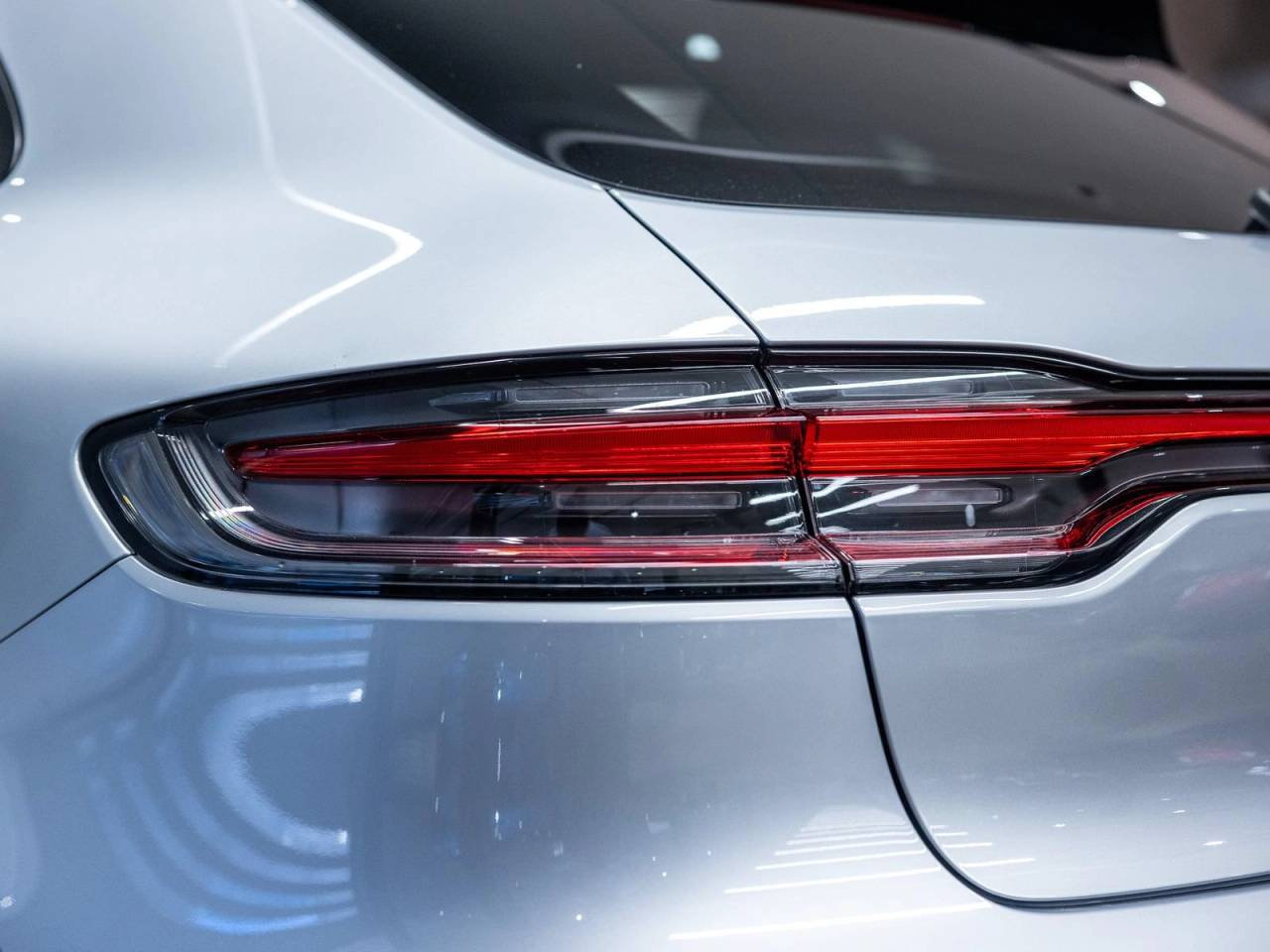 2025 Porsche Macan Macan