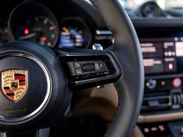 2025 Porsche Macan Macan