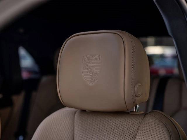 2025 Porsche Macan Macan