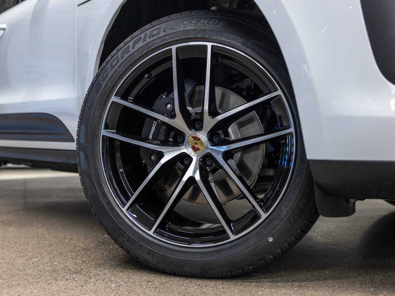 2025 Porsche Macan Macan