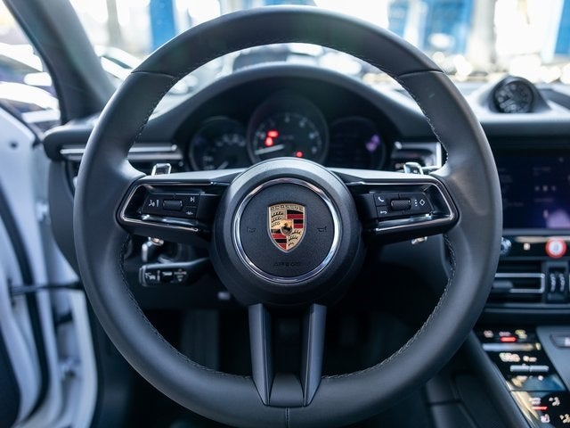 2025 Porsche Macan Macan