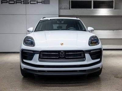 2025 Porsche Macan Macan