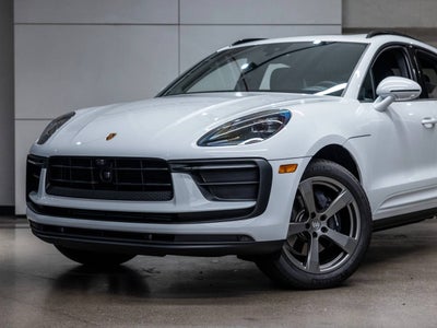 2025 Porsche Macan Macan