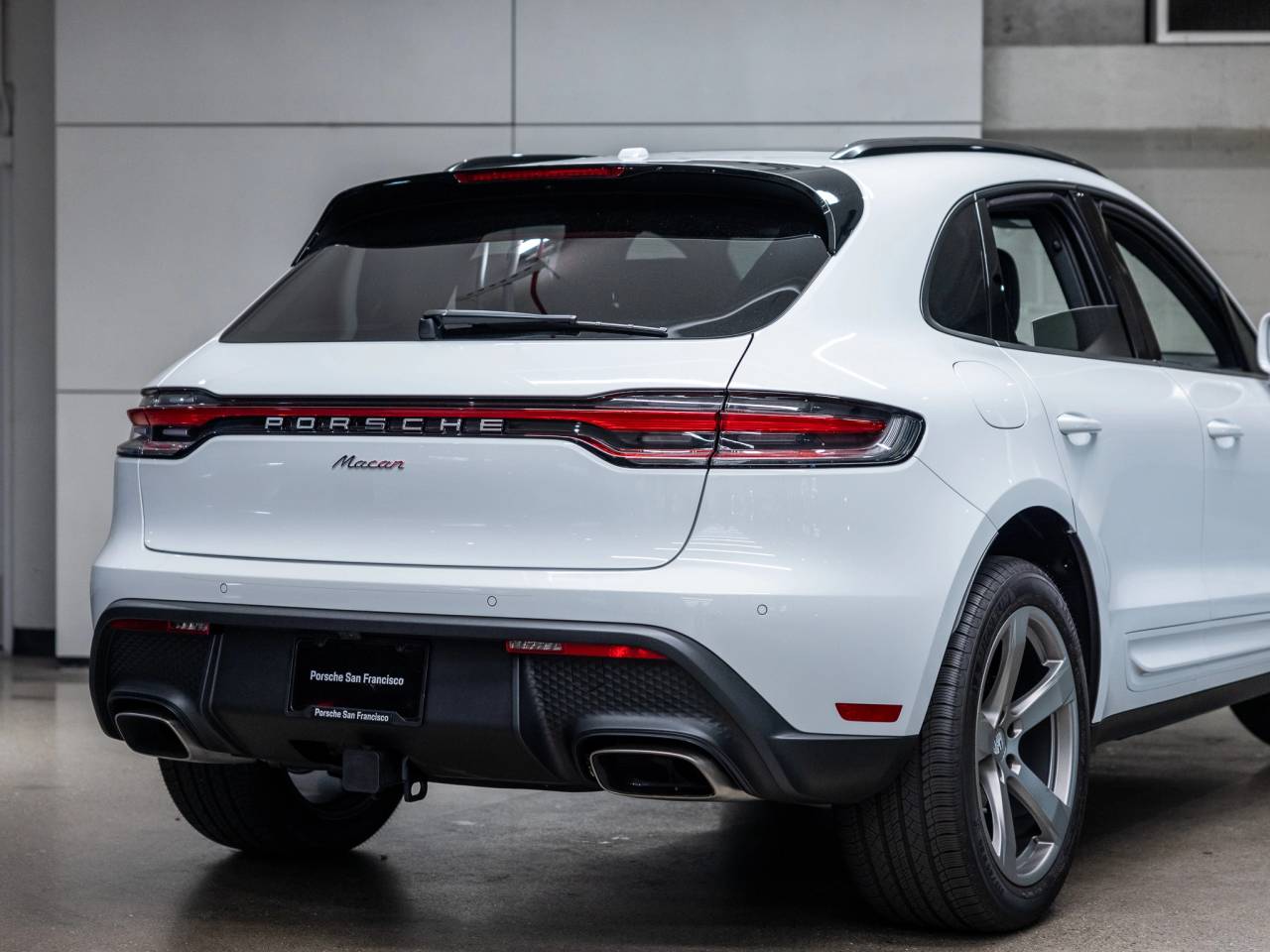 2025 Porsche Macan Macan