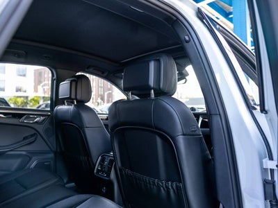 2025 Porsche Macan Macan