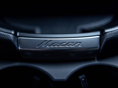 2025 Porsche Macan Macan