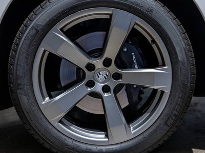 2025 Porsche Macan Macan