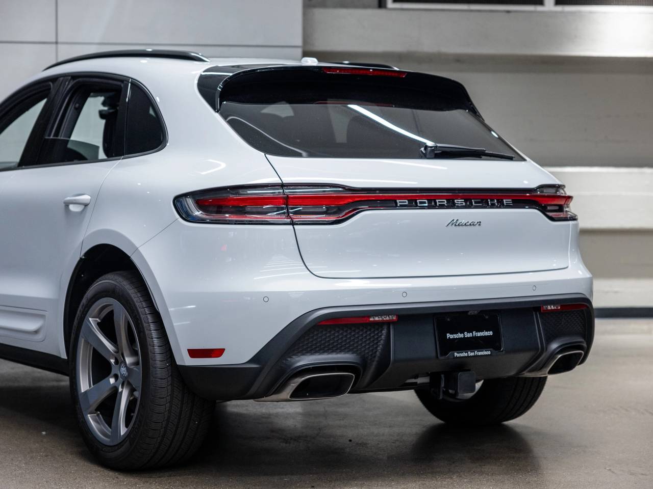 2025 Porsche Macan Macan