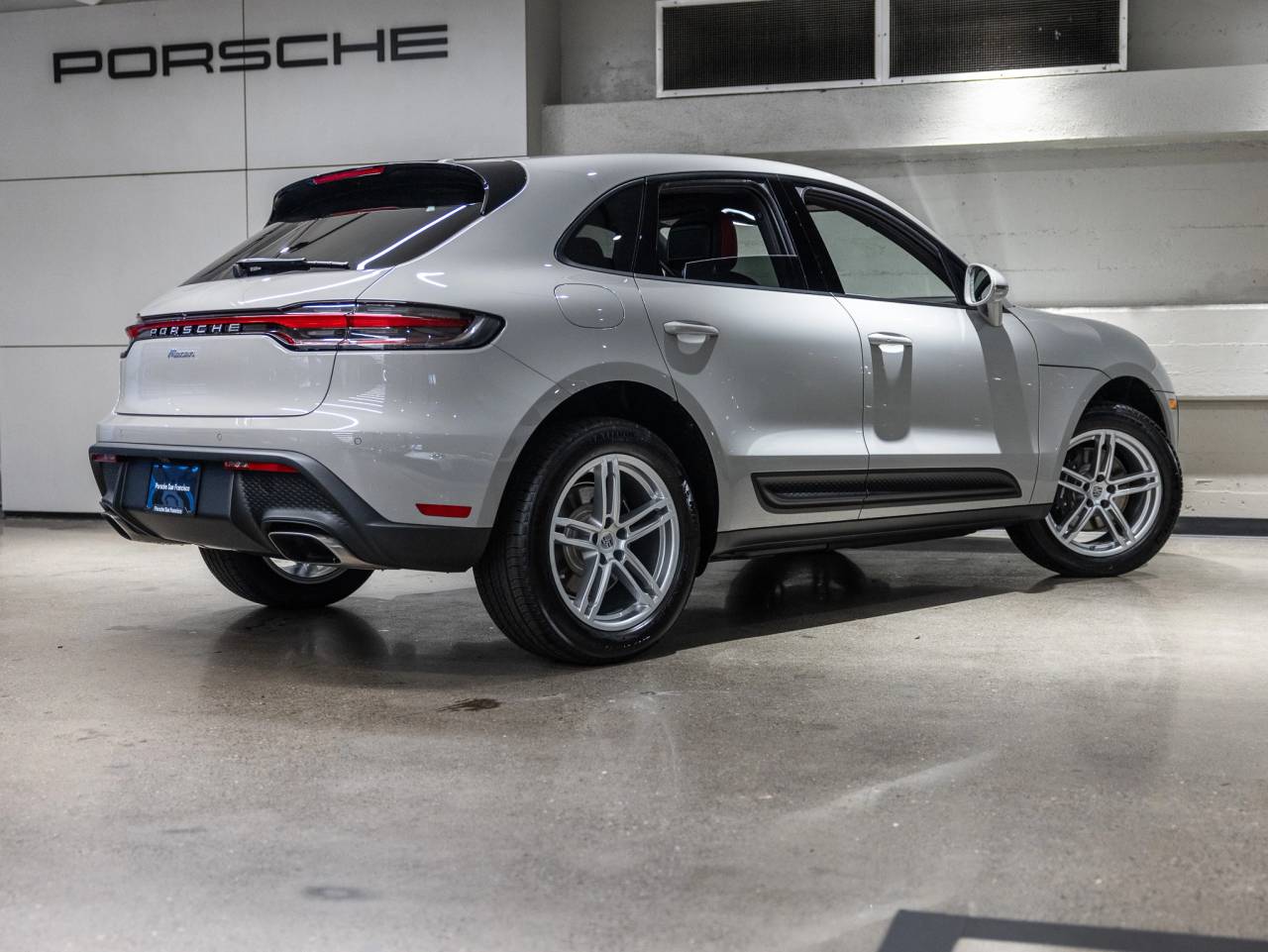 2026 Porsche Macan Macan