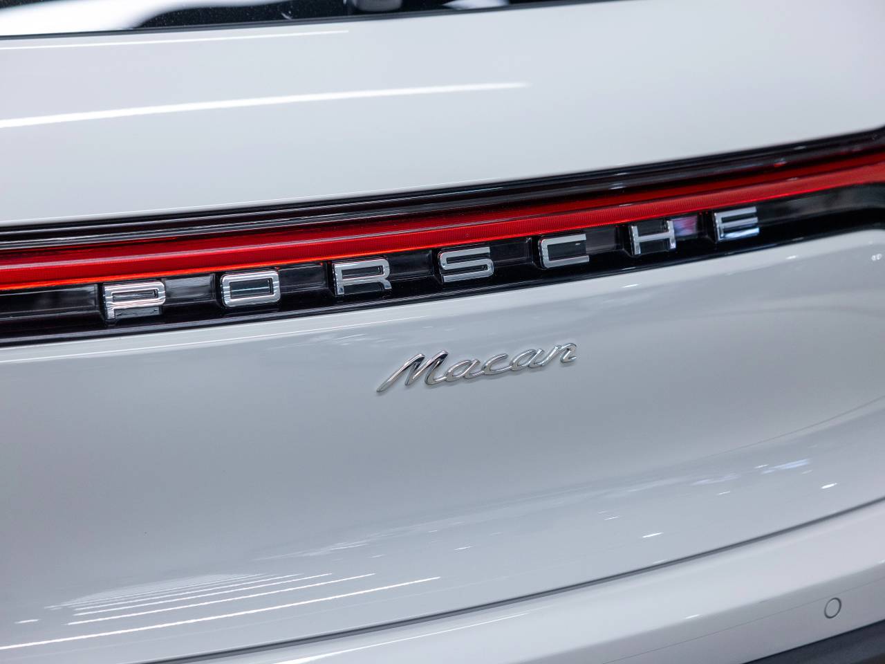 2026 Porsche Macan Macan