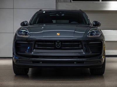 2026 Porsche Macan Macan