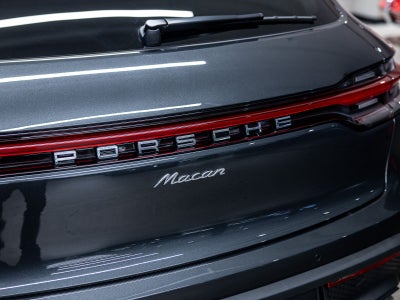 2026 Porsche Macan Base