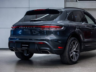 2026 Porsche Macan Base