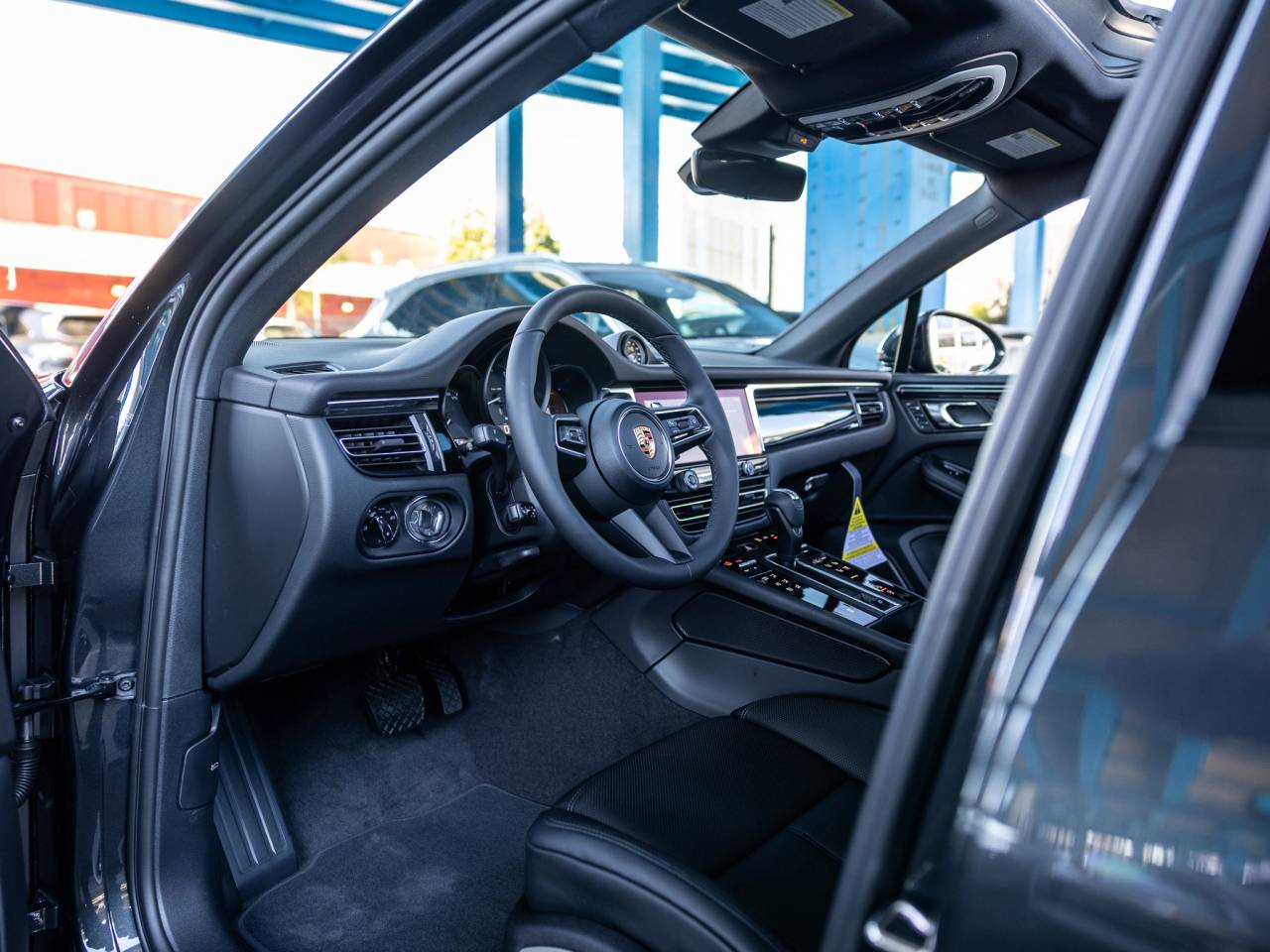 2026 Porsche Macan Base