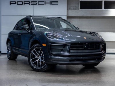 2026 Porsche Macan Base