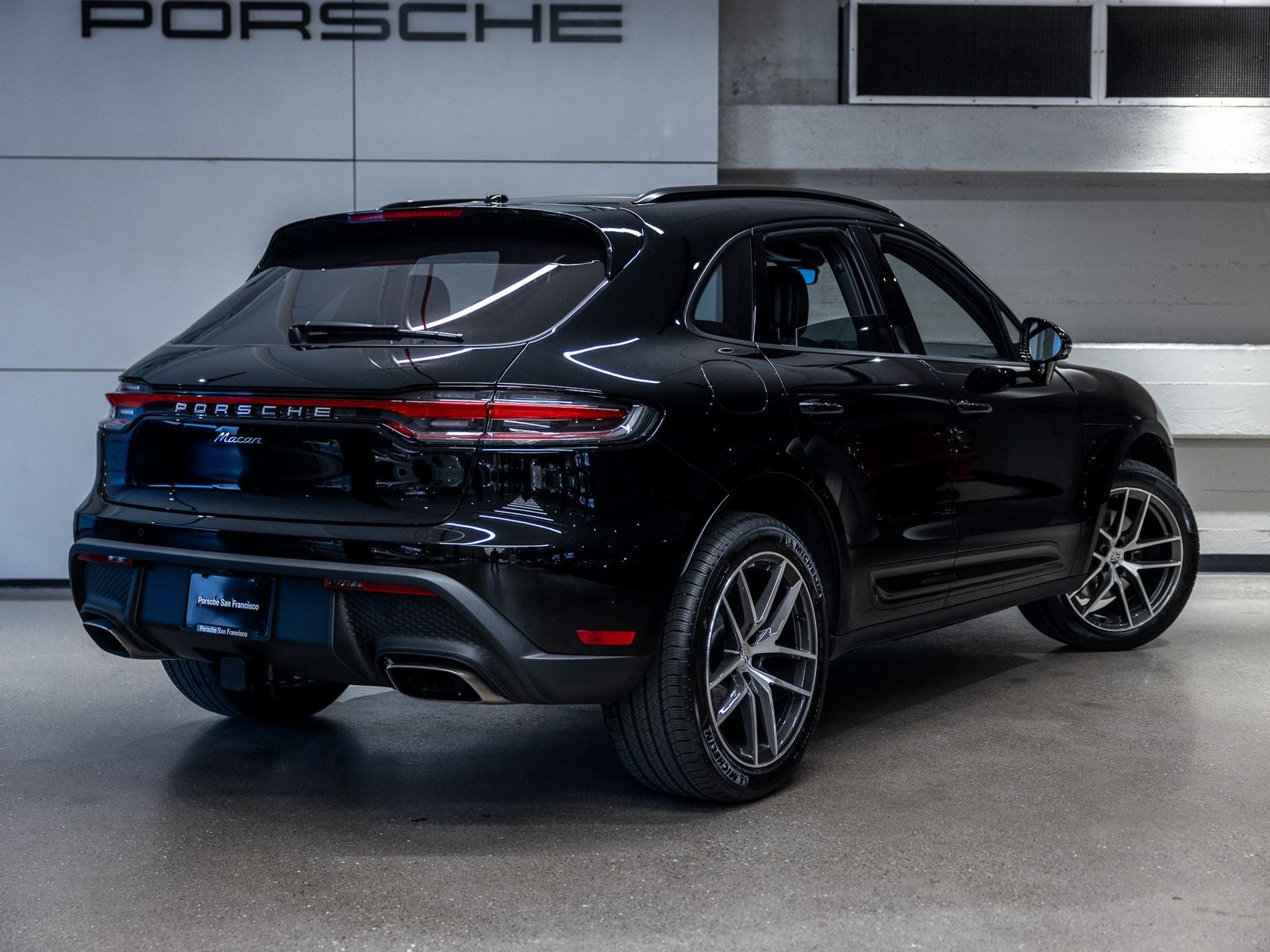 2026 Porsche Macan Macan
