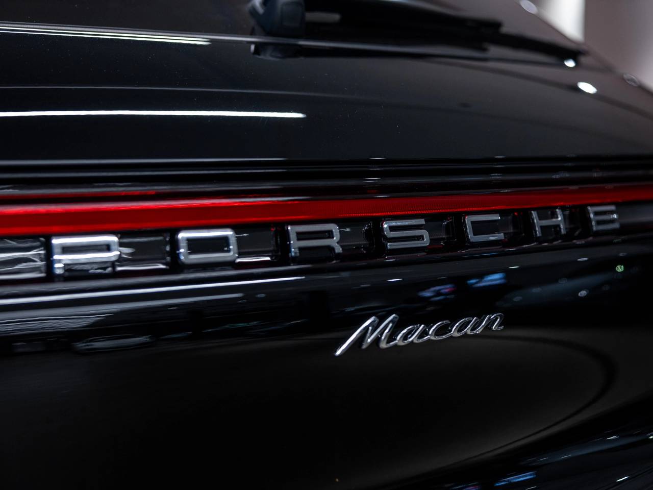 2026 Porsche Macan Macan