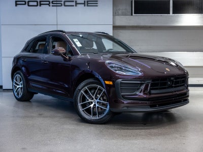 2026 Porsche Macan Base