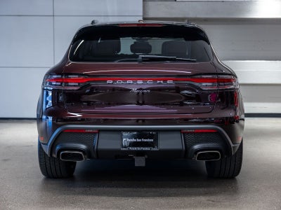 2026 Porsche Macan Base