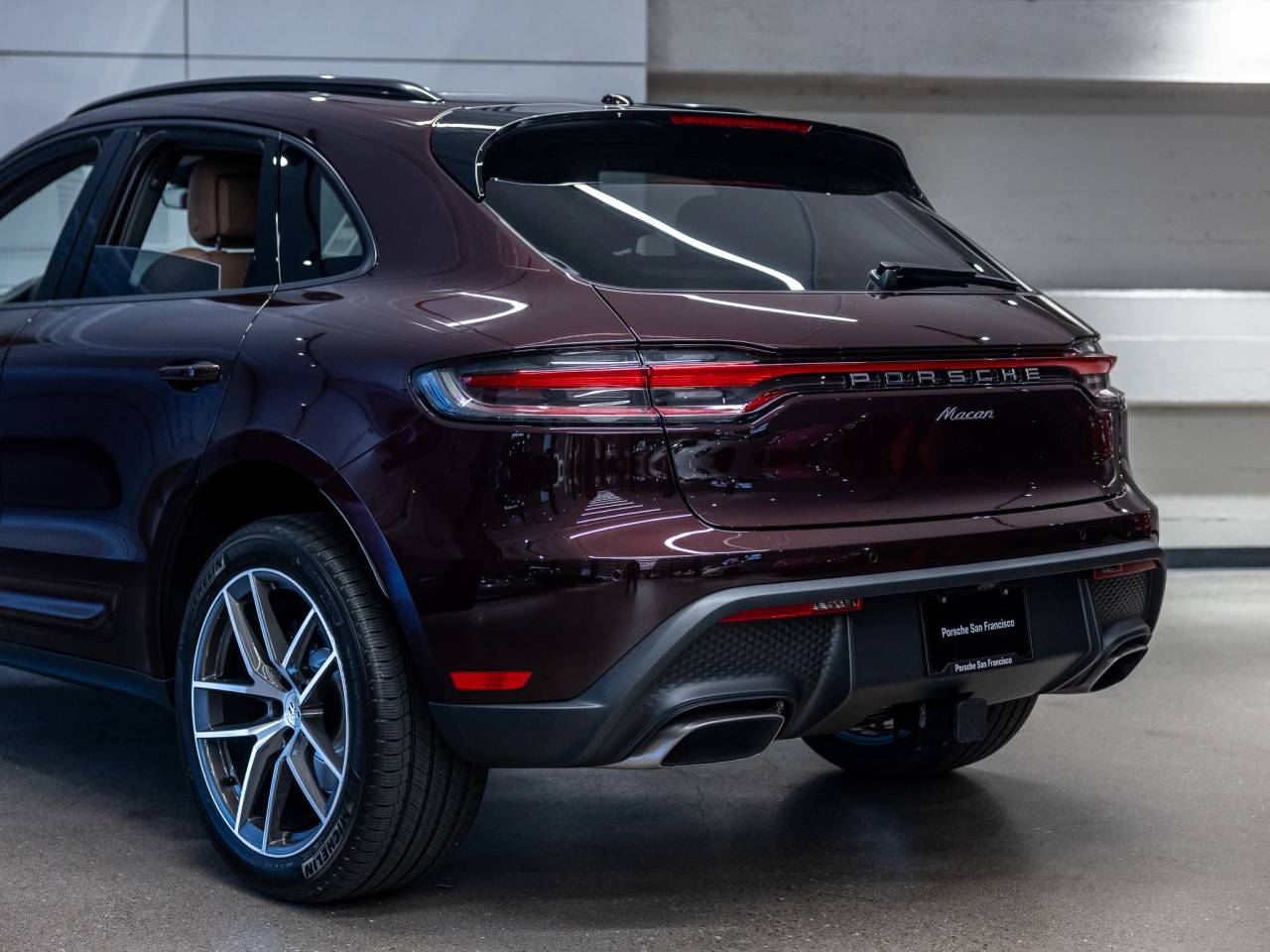 2026 Porsche Macan Base