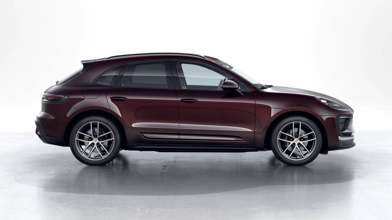2026 Porsche Macan Base