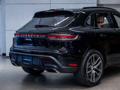 2026 Porsche Macan Base