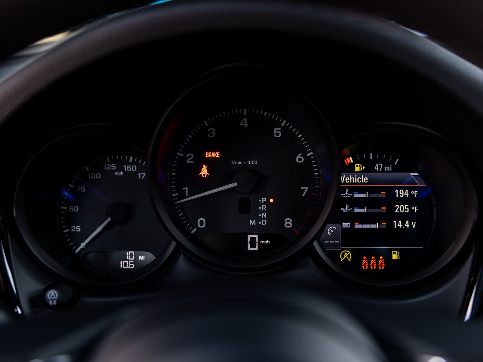 2026 Porsche Macan Base