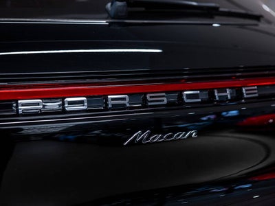 2026 Porsche Macan Base