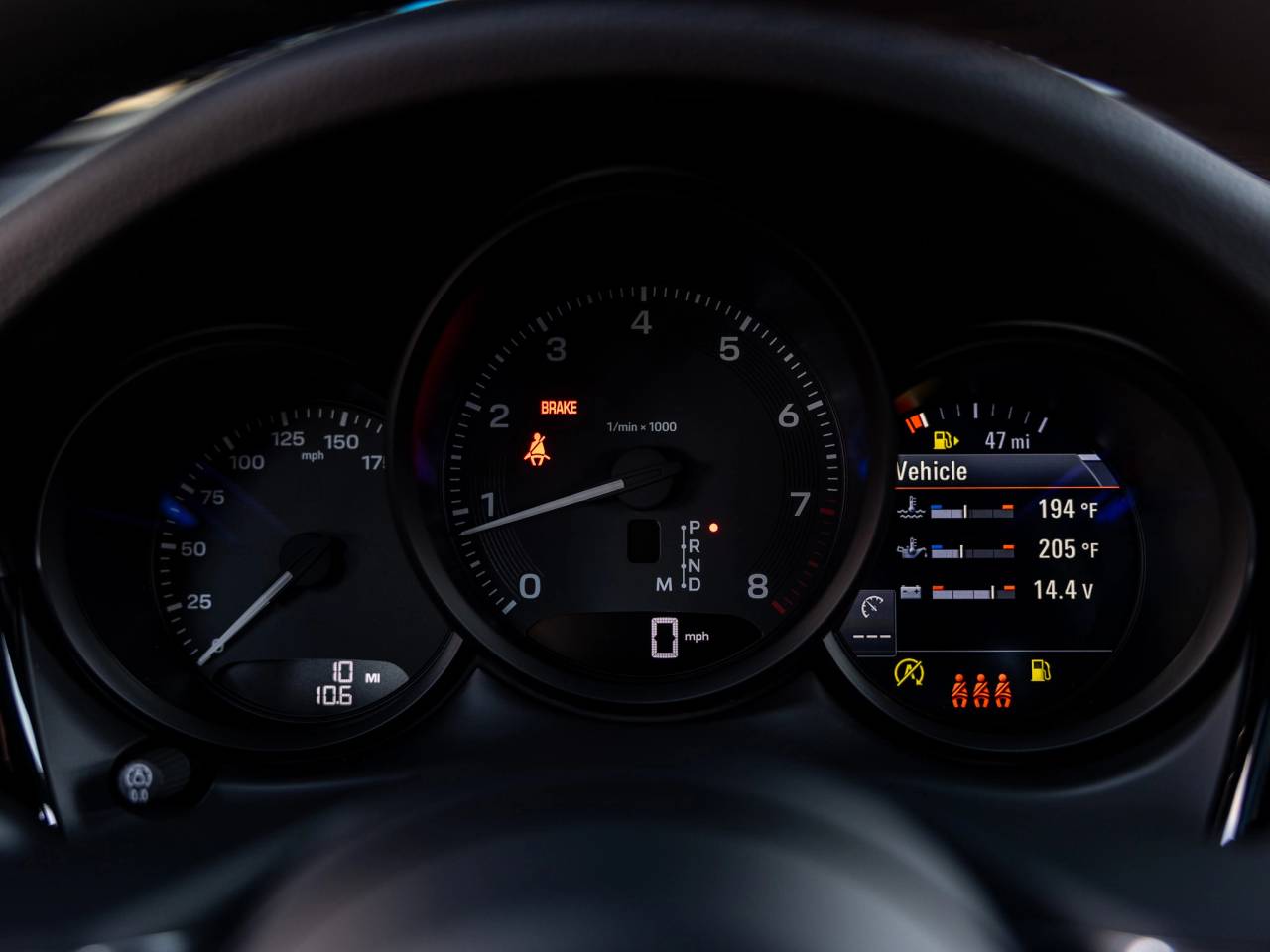 2026 Porsche Macan Base