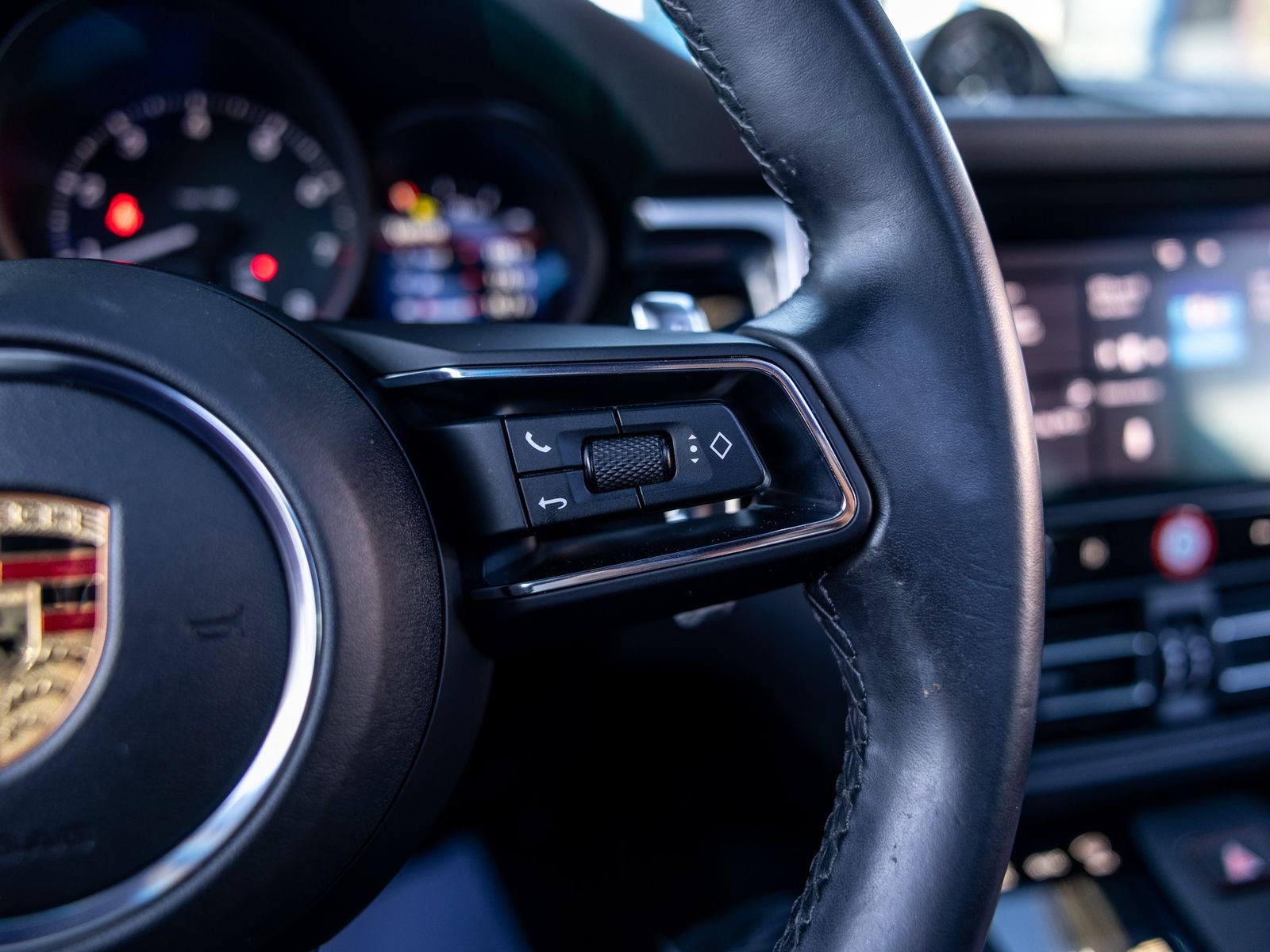 2022 Porsche Macan Base