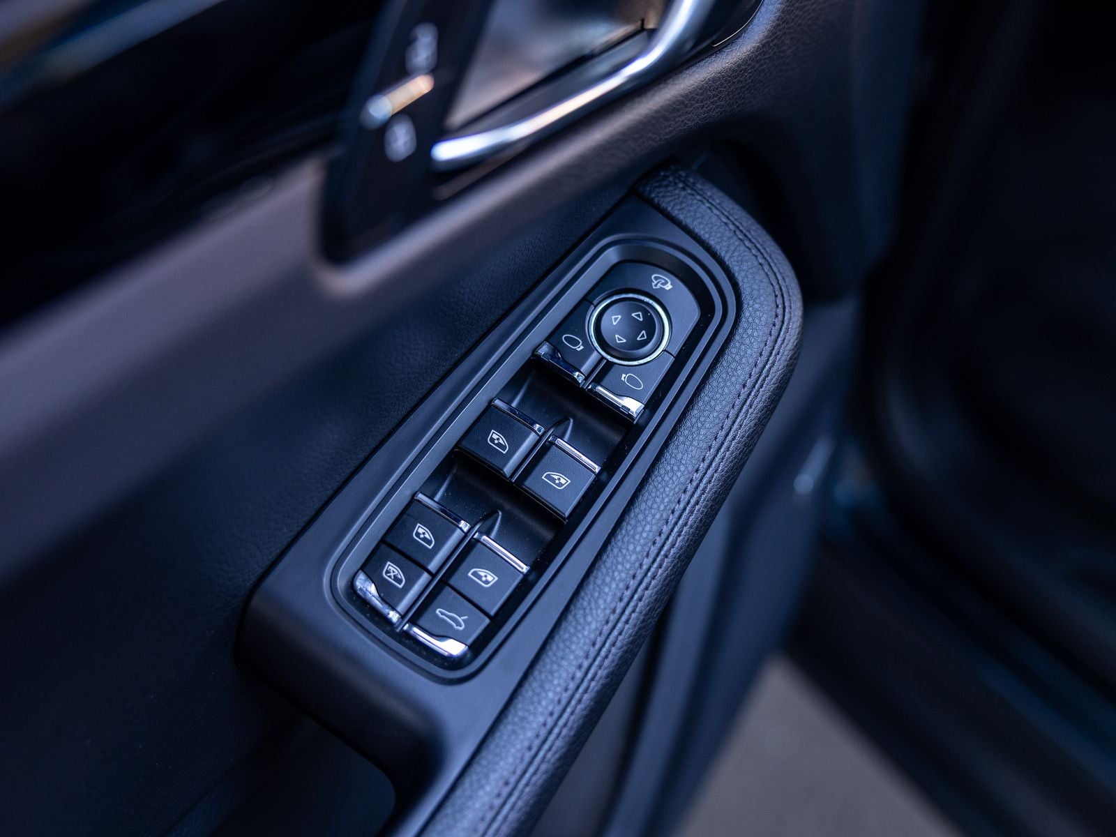 2022 Porsche Macan Base