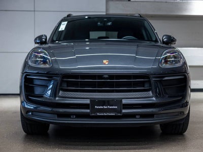 2022 Porsche Macan Base