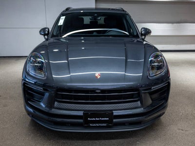 2022 Porsche Macan Base