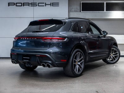 2022 Porsche Macan Base