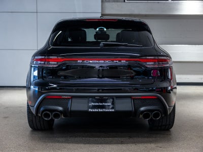 2025 Porsche Macan Base
