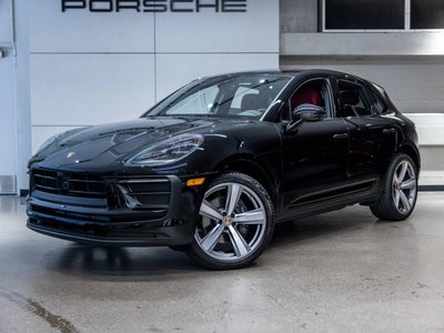 2025 Porsche Macan Base