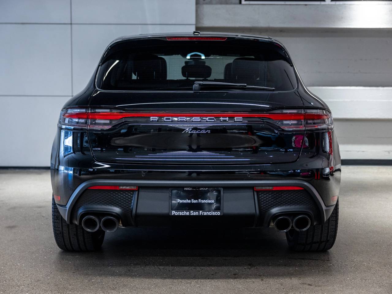 2025 Porsche Macan Base