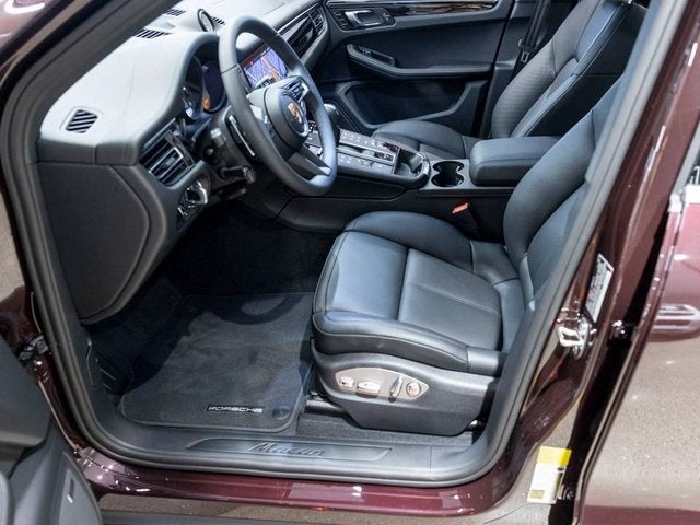 2025 Porsche Macan Macan