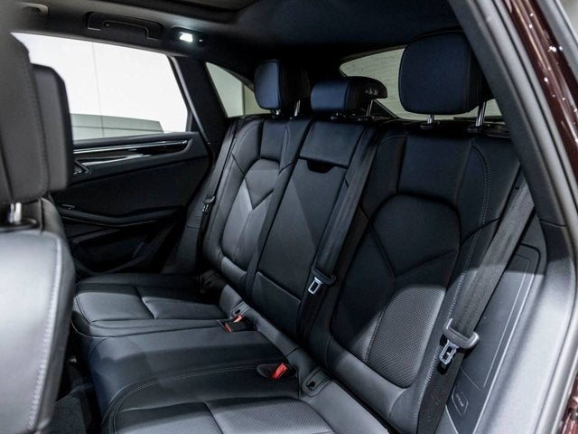2025 Porsche Macan Macan