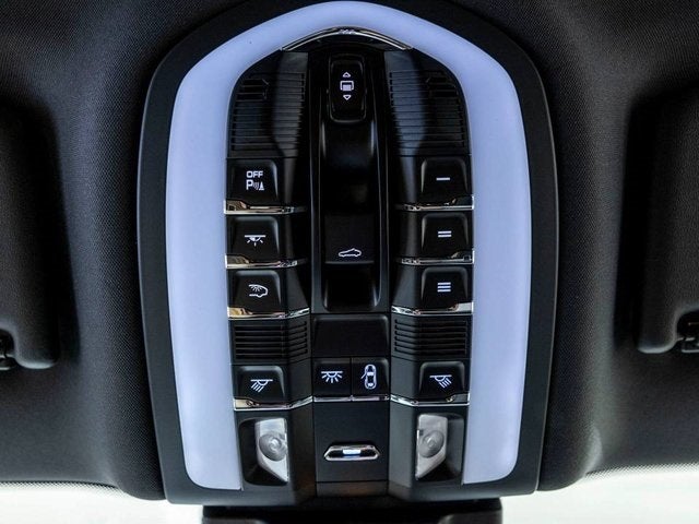 2025 Porsche Macan Macan