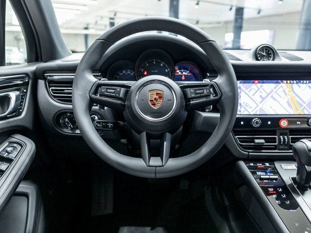 2025 Porsche Macan Macan